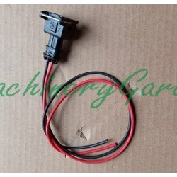 Conector Bomba eléctrica John Deere 12 V