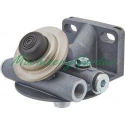 Bomba de combustible Volvo BL714